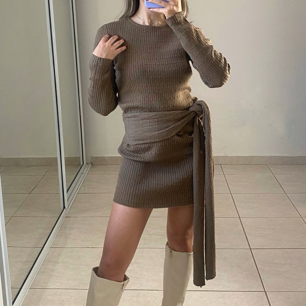 Brown Ribbed Knit Dress with Tie Waist